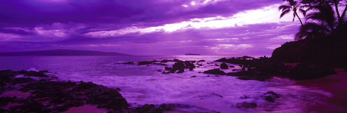 Sunset over the coast, Makena Beach, Maui, Hawaii, USA