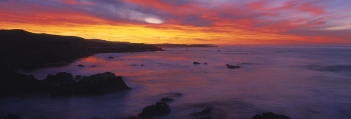 Scenic view of Pacific coastline at dawn, California, USA